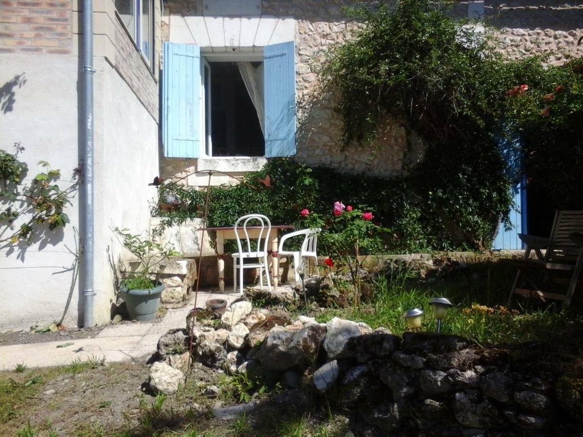 La Maison Bleue Brantome Luaran gambar